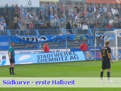 Zaunfahne der Brigade Süd in Halbzeit 1