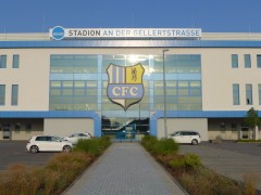 2019: Der historische Stadionname steht am Dach 2019: Der historische Stadionname steht am Dach